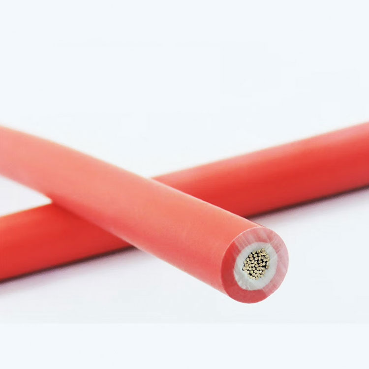 Perchè u cable fotovoltaicu DC hè impurtante per i sistemi di energia solare affidabile?